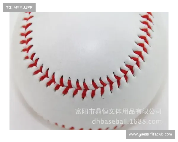 坪山二小获赠专业棒球手套 软式器材助力校园棒球普及与发展